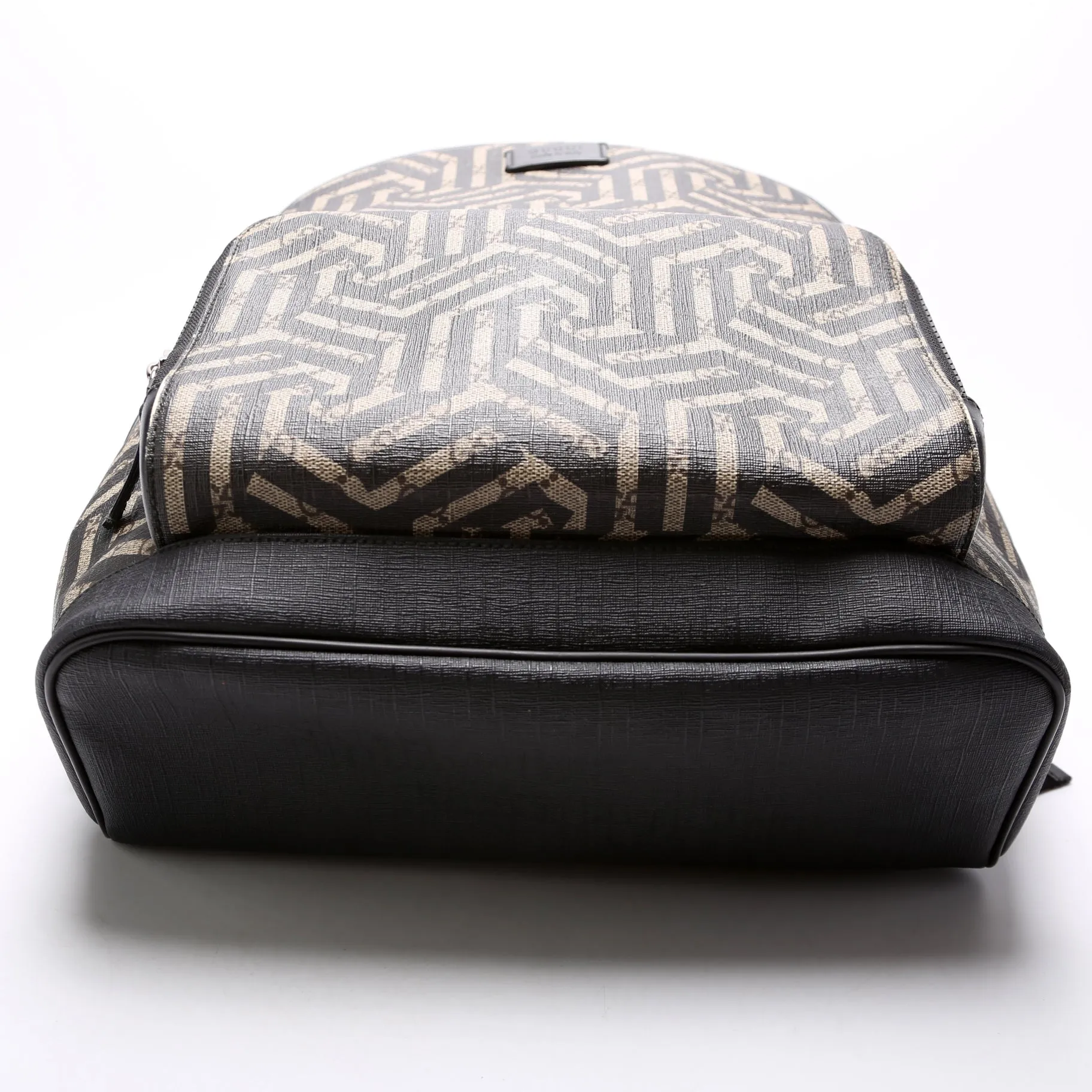 406370 GG Supreme Caleido Medium Backpack