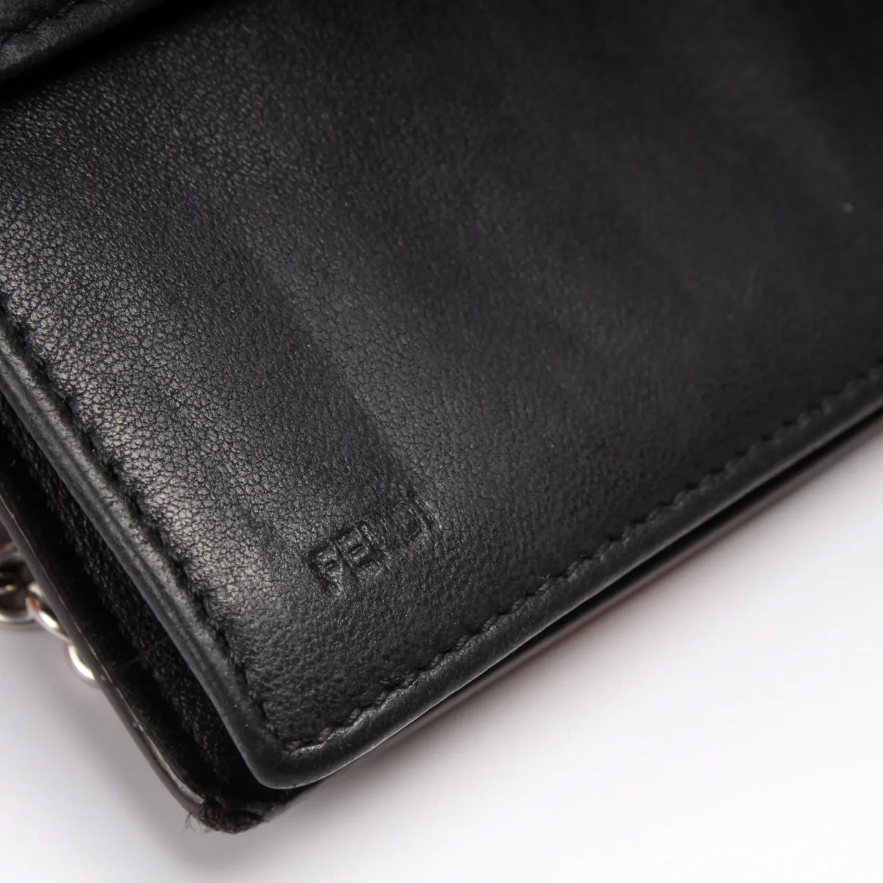 8M0219 Chain Wallet Multicolor