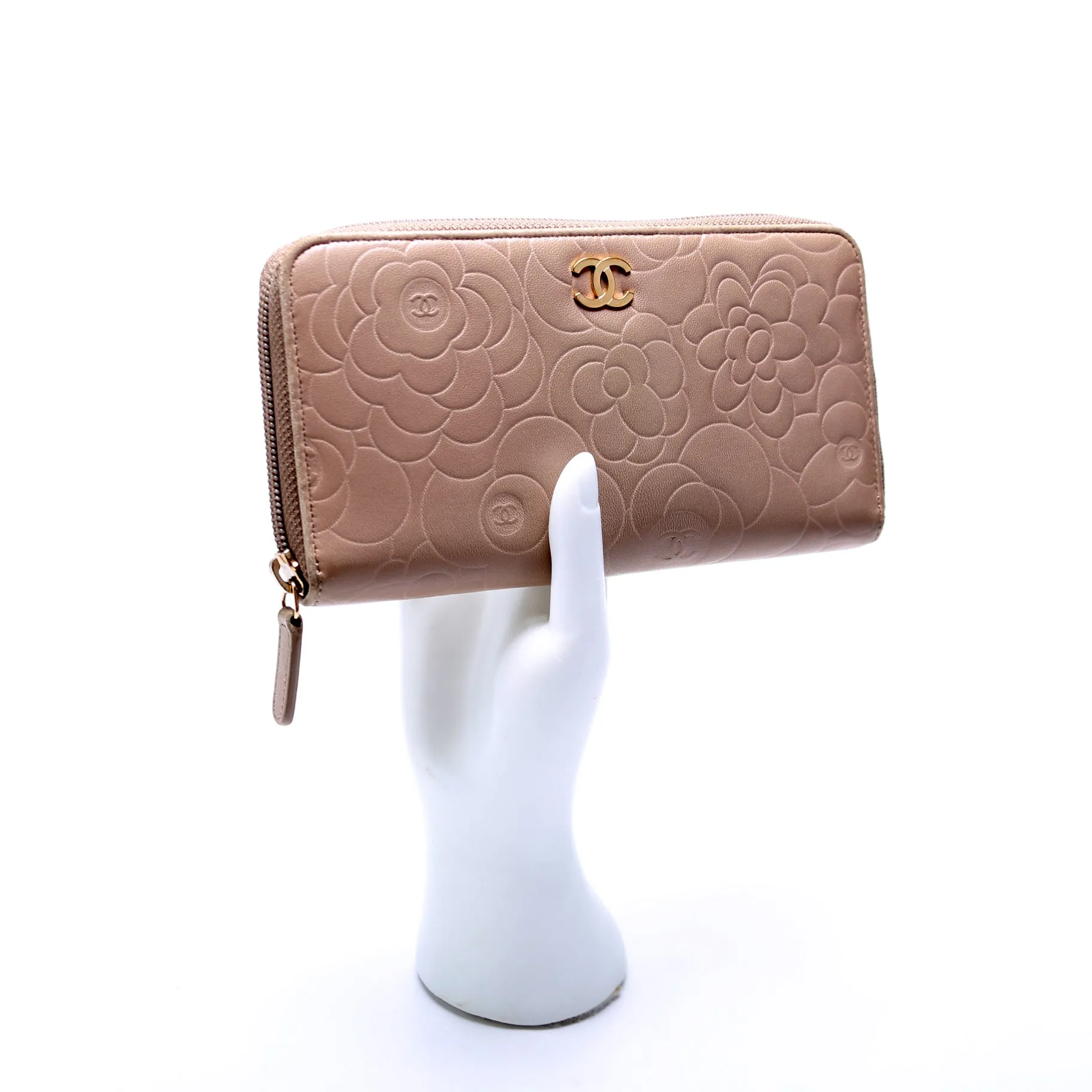 Camellia Zip Around Wallet Lambskin Turtledove