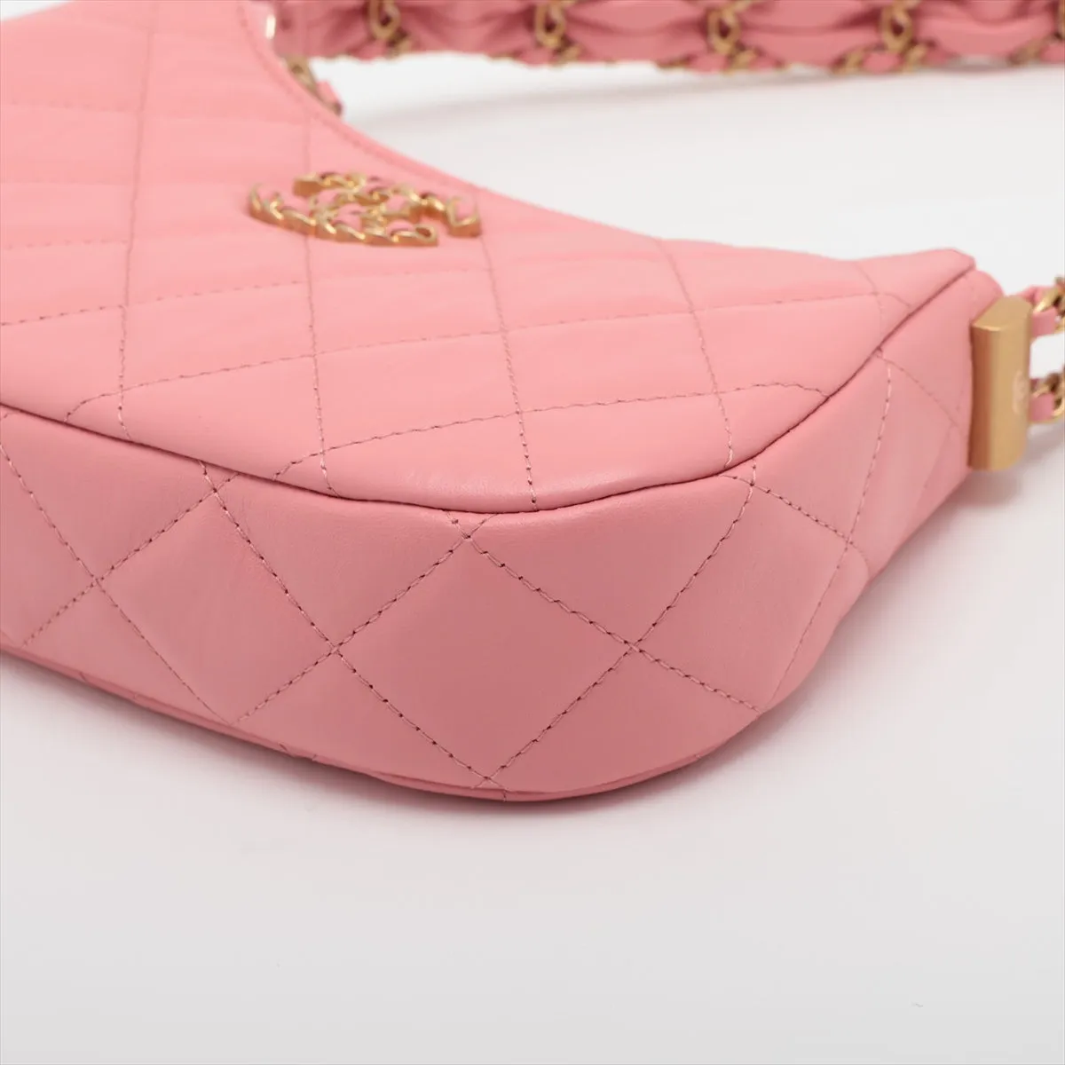 Chanel 19 in Chain Shoulder Bag Hobo Bag Pink G