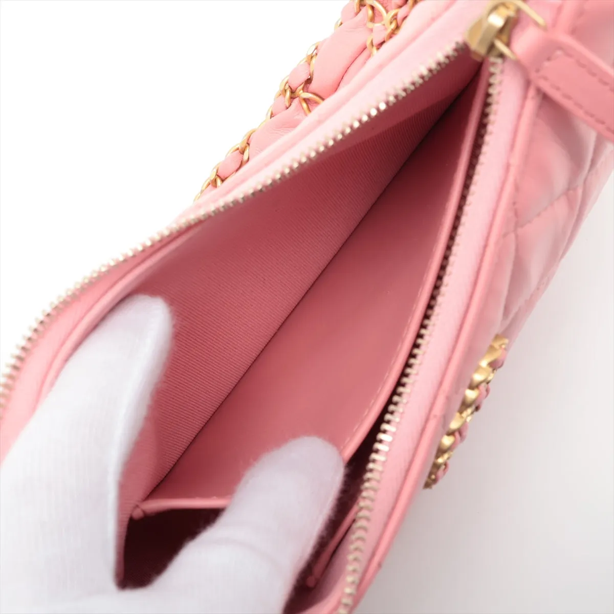 Chanel 19 in Chain Shoulder Bag Hobo Bag Pink G